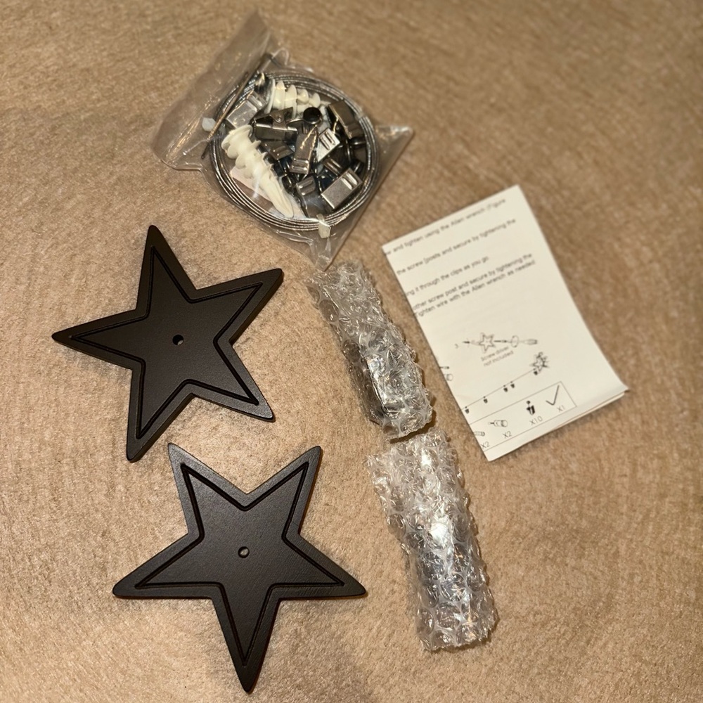 Pottery Barn Kids - Star Art Cable System - Picture 2 of 4
